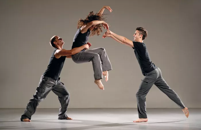 Школа танцев "Kinder Dance"