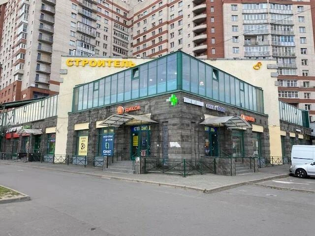 Строительный магазин "Строитель" на проспекте Просвещения
