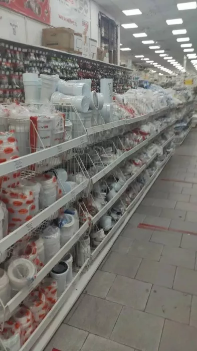 Строительный магазин "Строитель" на Новосмоленской 