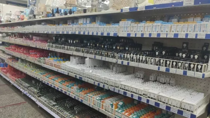 Строительный магазин "Строитель" на Новосмоленской 