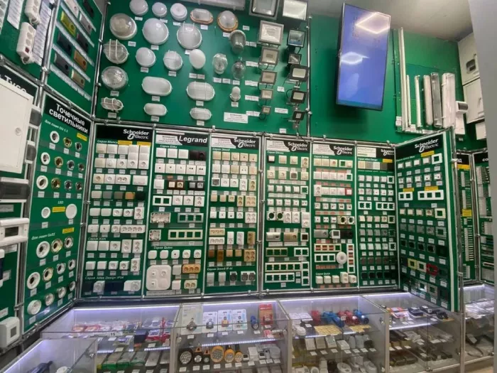 Строительный магазин "Метизы"