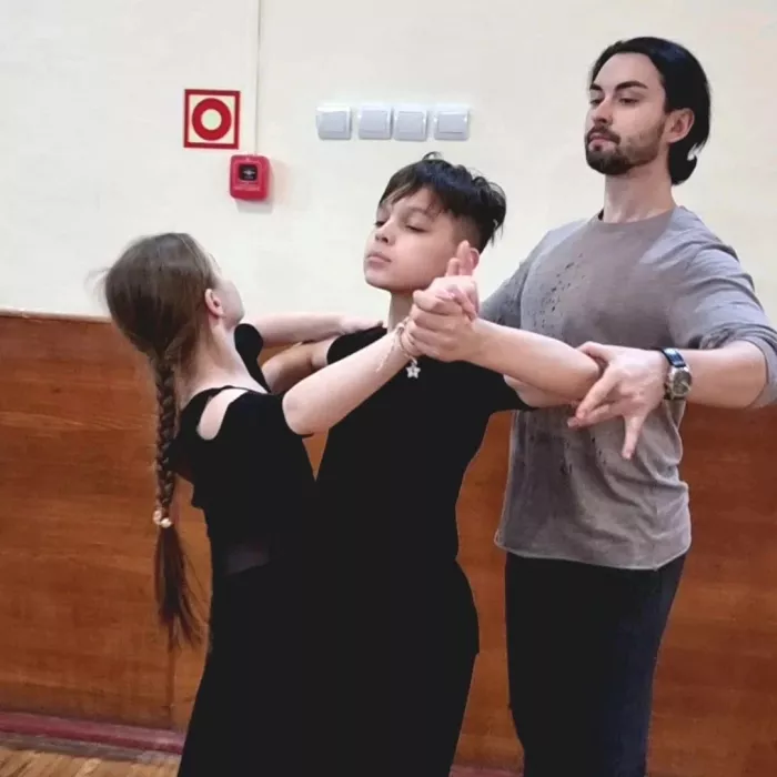 Танцевально-спортивный клуб "Танцевальный мир"
