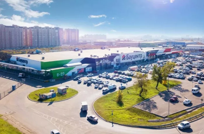 Строительный магазин "Бауцентр" на Ростовском шоссе