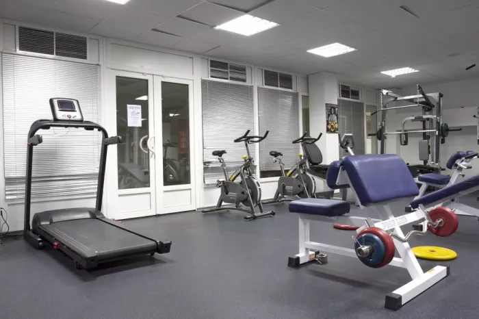 Фитнес-клуб "XFit"