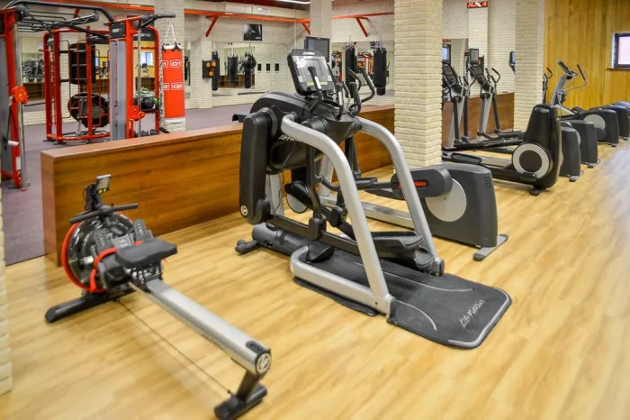 Фитнес-клуб "Люкс Gym"
