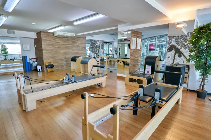 Фитнес-клуб "FitStudio"