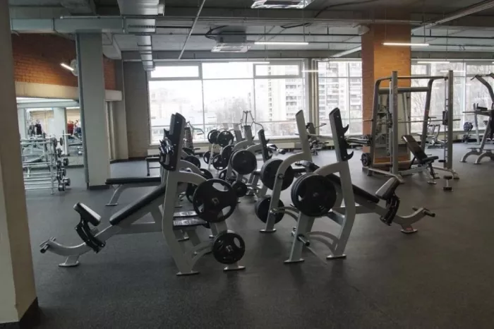 Фитнес-клуб "FitStudio"