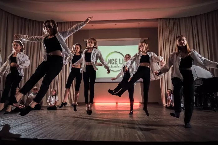 Студия танцев "DANCE LIFE"
