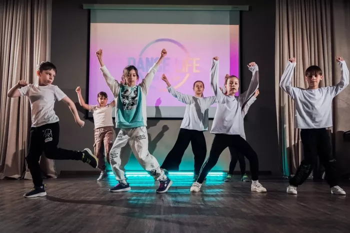 Студия танцев "DANCE LIFE"