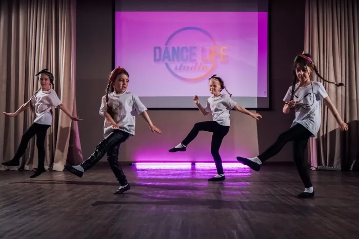 Студия танцев "DANCE LIFE"