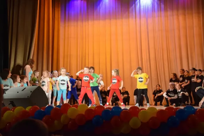 Танцевальный клуб "Dance Division"