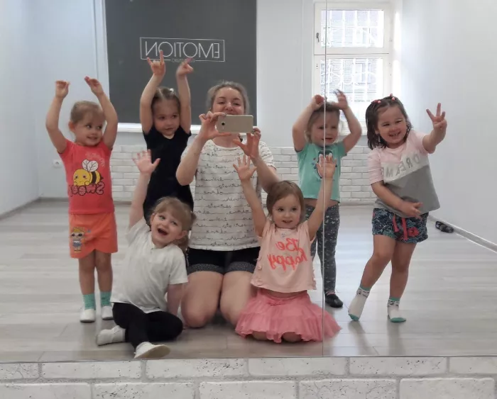 Школа танцев "Dance 4U"