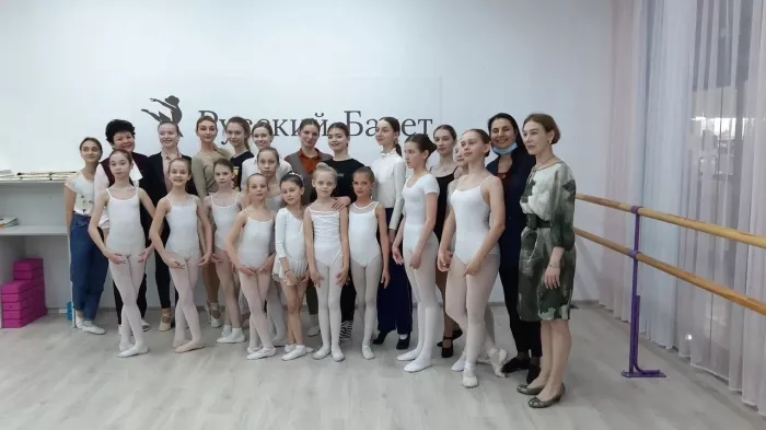 Детская школа "Русский Балет" на Белозёрской 