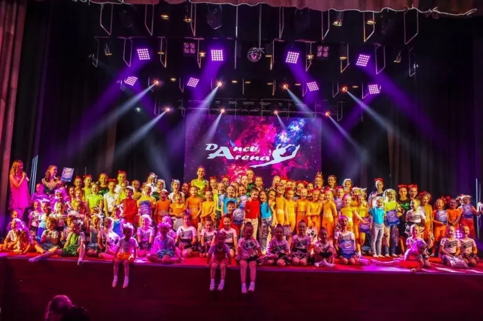 Танцевальный коллектив "Dance Arena"