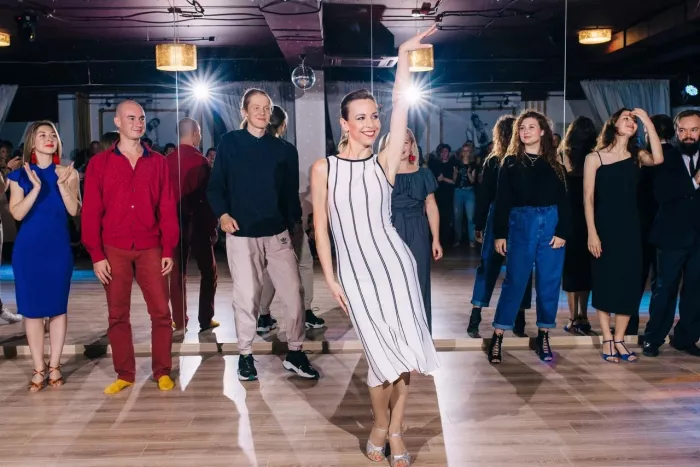 Академия танца "2DANCE"