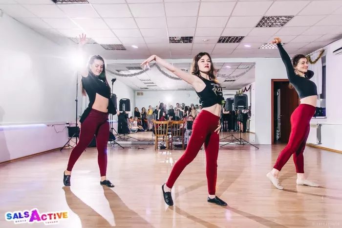 Танцевальная студия "SalsActive"