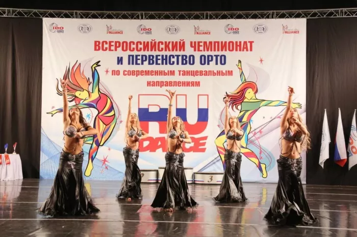 Школа танцев "Dancing hall"