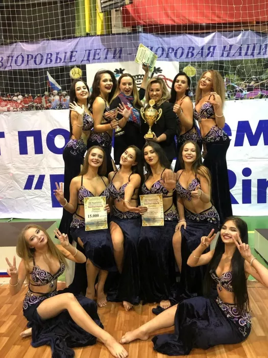 Школа танцев "Dancing hall"