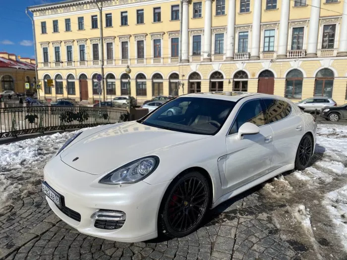 Аренда автомобилей с водителем в Санкт-Петербурге "GregoryRent"