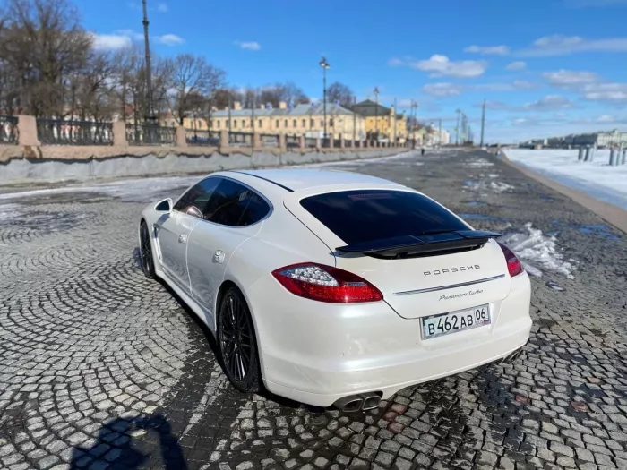 Аренда автомобилей с водителем в Санкт-Петербурге "GregoryRent"
