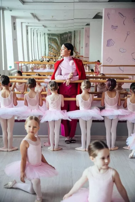 Студия маленьких балерин "Chudi Dance"