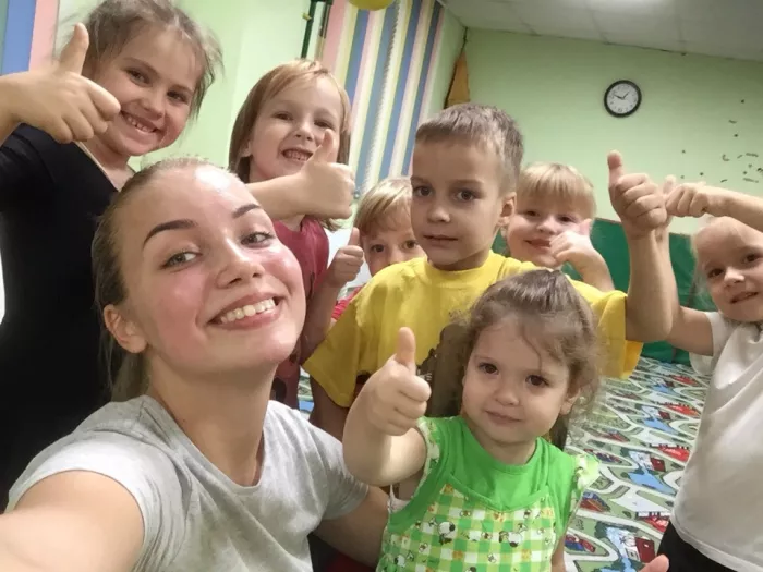 Танцевальная студия "I DANCE"