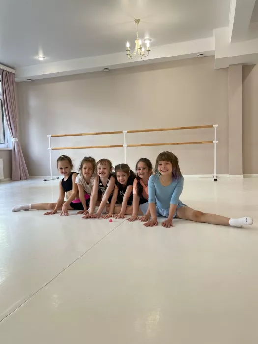 Танцевальная студия "Danza hall"