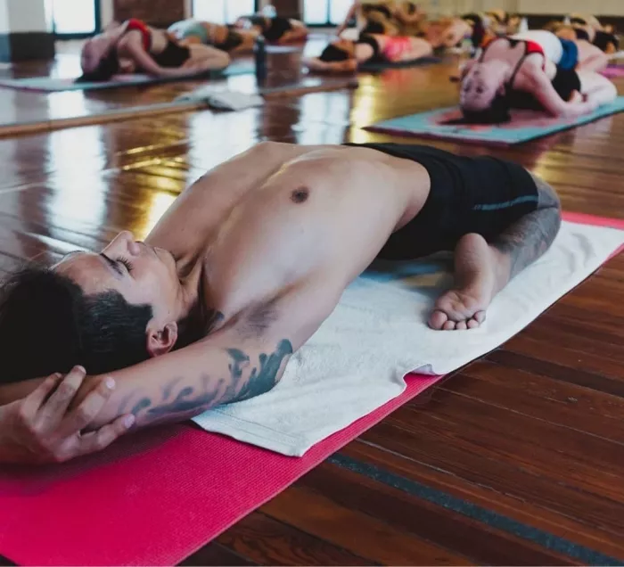 Студия Йоги «Hot Room Yoga»