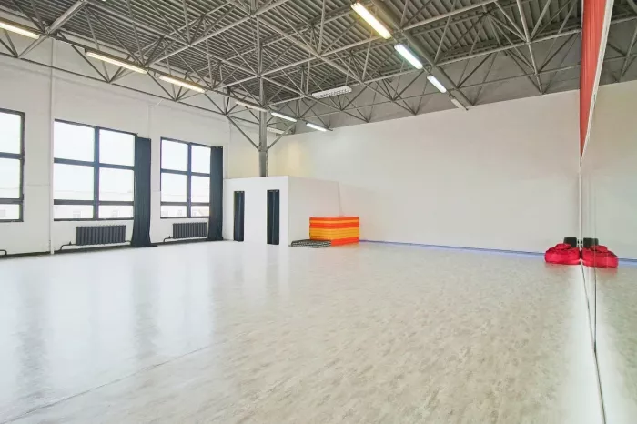 Школа танцев "Dance studio 54"