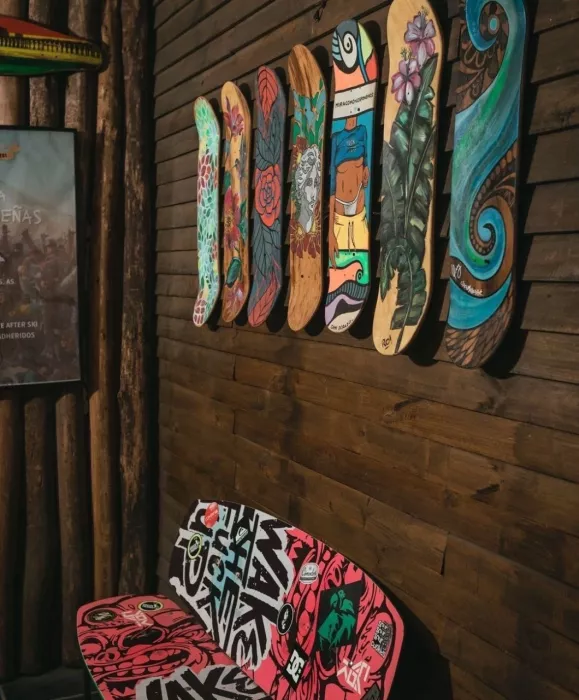 Бар «Ride Green Parrot»