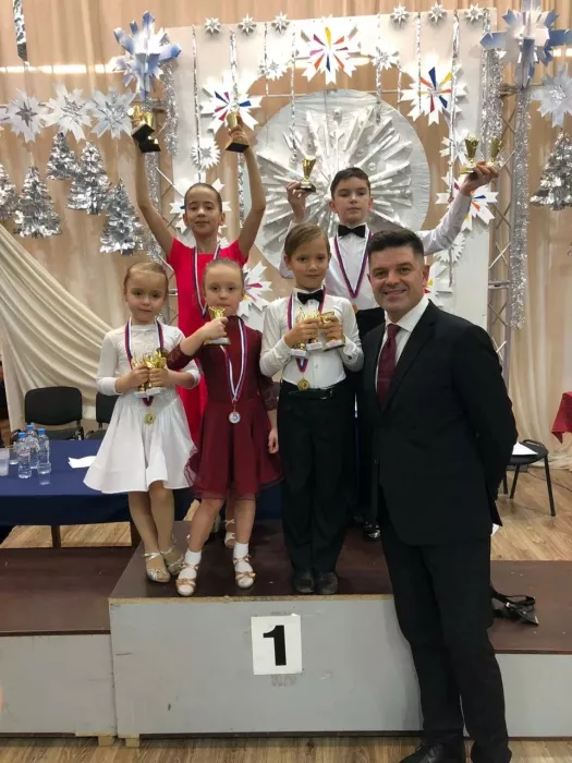 Школа танцев "Звезда"