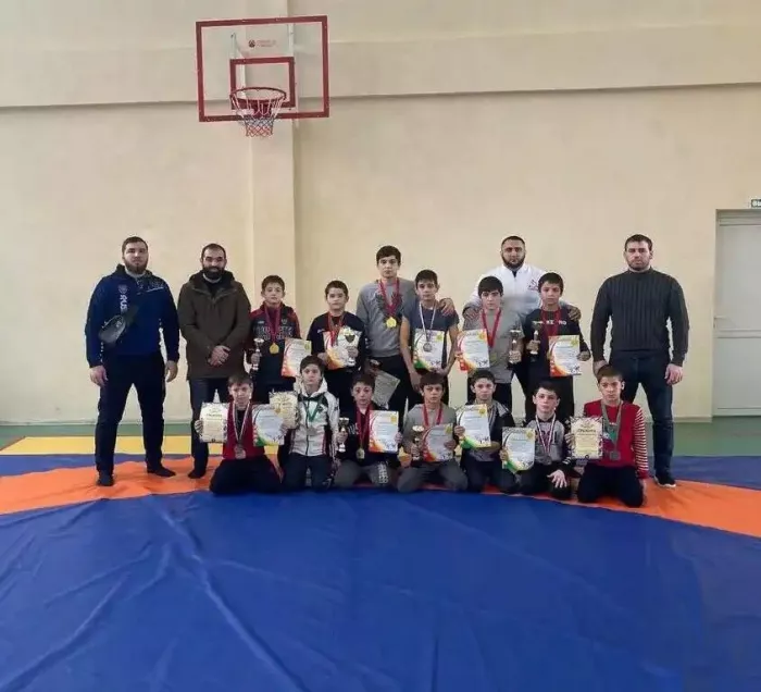 ​Спортивная школа "Вольная борьба"