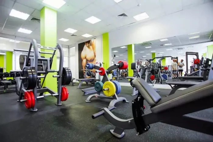 Фитнес клуб "FitLine"