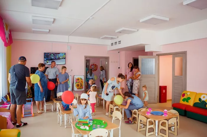 Частный детский сад "Краски"