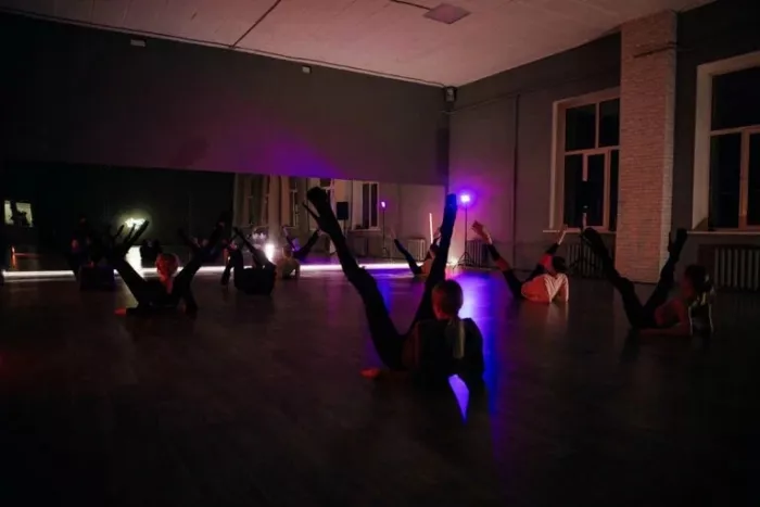 Танцевальная студия "Keenly girls dance house"