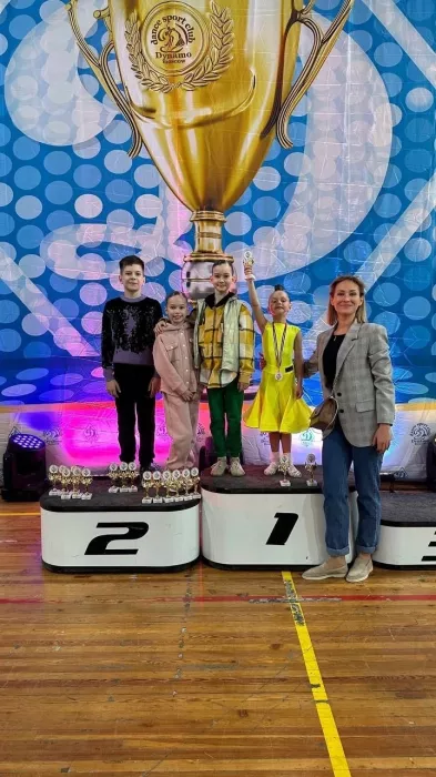 Школа танцев "Первый" на Юрьева