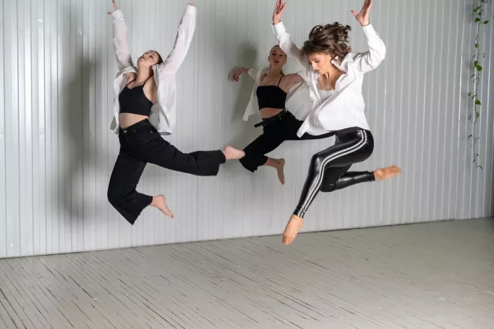 Школа танцев "My Dance Online" на Большакова