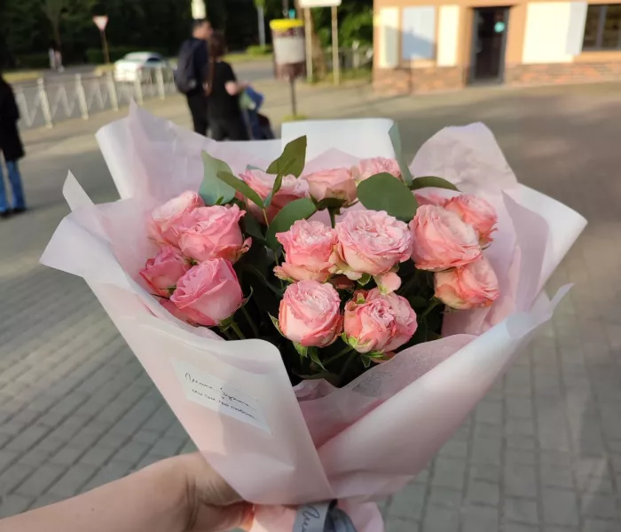 Цветочный магазин «Шипы и бутоны»