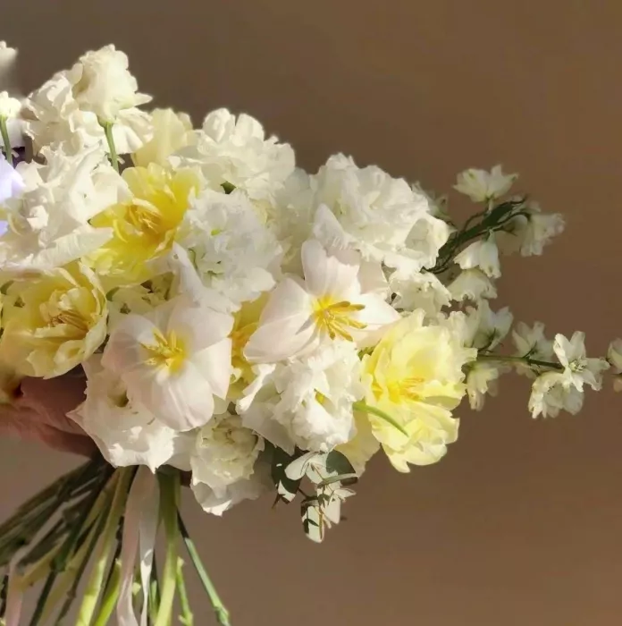 Цветочная мастерская «Dom de fleurs»
