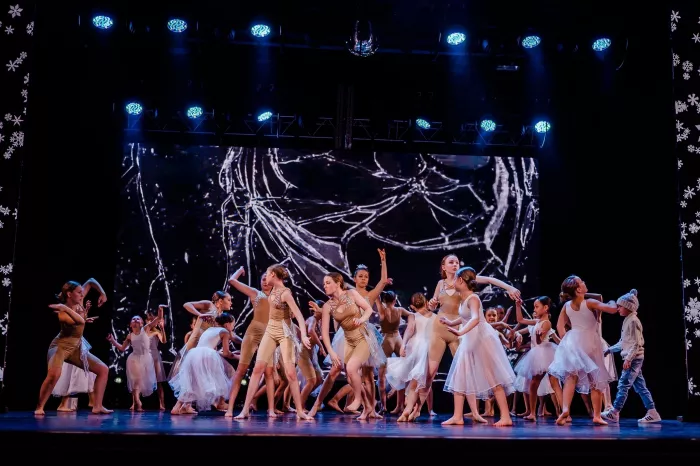 Школа танцев "M & dance" на Краснолесье