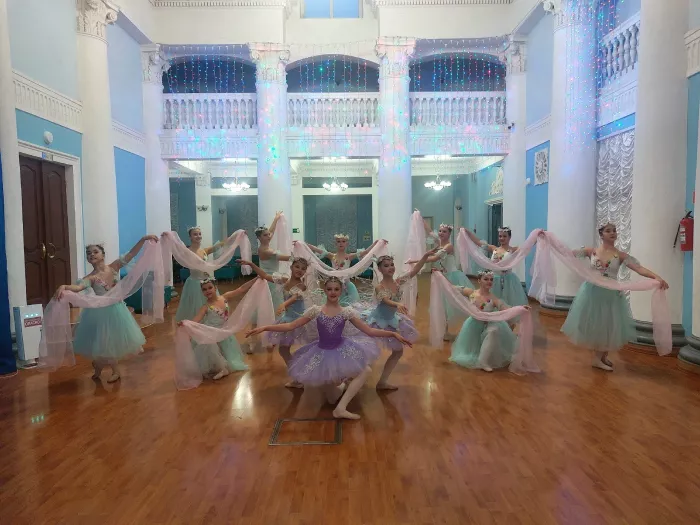Школа танцев "Эсста" на Ломоносова