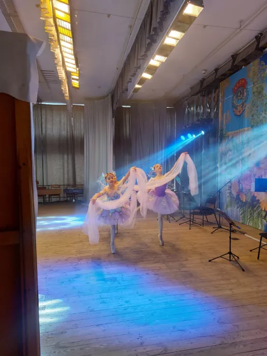 Школа танцев "Эсста" на Бакинских Комиссаров