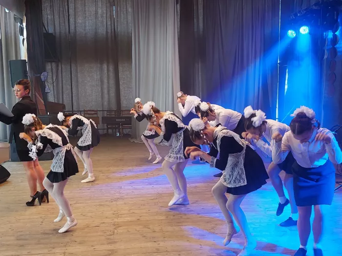 Школа танцев "Эсста" на Бакинских Комиссаров