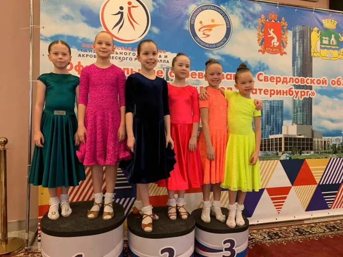 Спортивная школа «АкадемСпорт» на Академика Сахарова