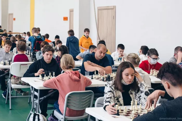 Спортивная школа «АкадемСпорт» на Вильгельма де Геннина