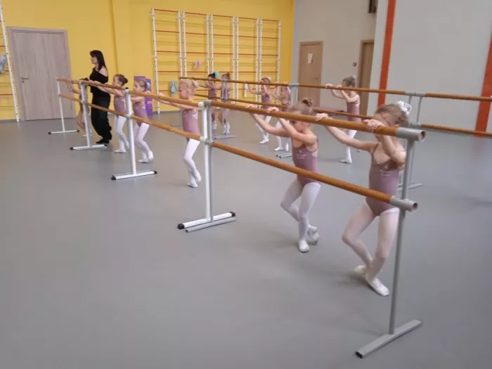 Спортивная школа «АкадемСпорт» на Академика Парина