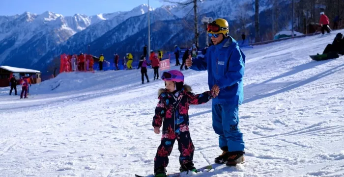 ​Горнолыжная школа "Alpineschool ".