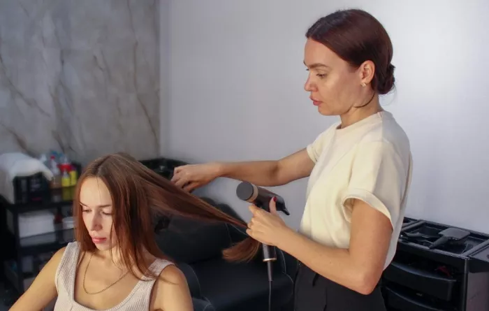 Парикмахерская "Snega beauty bar ".