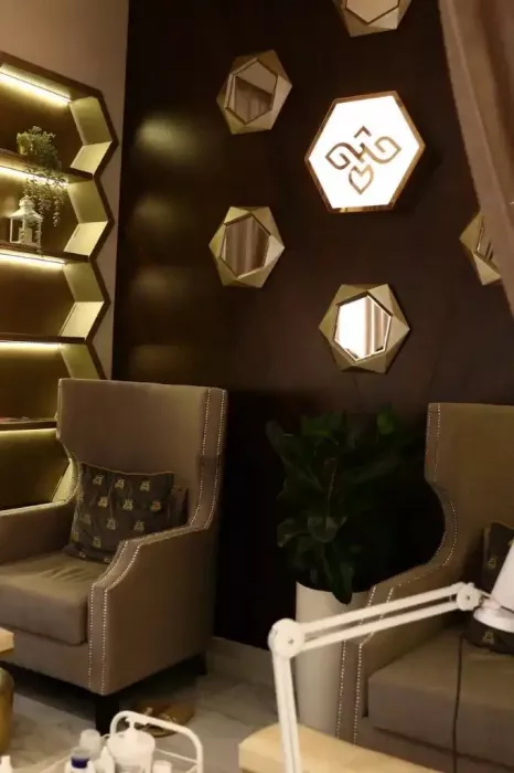 Салон красоты "Bees salon"