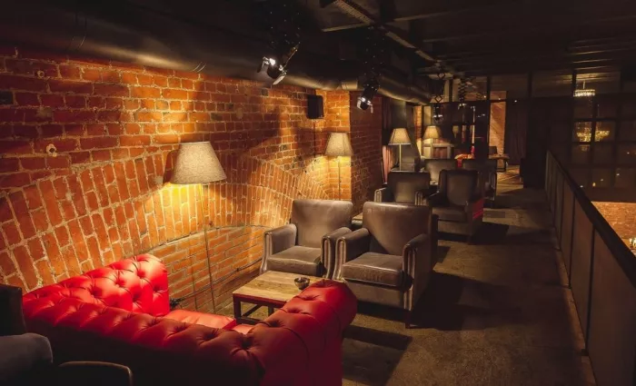 ​Центр паровых коктейлей "Hookah Place".